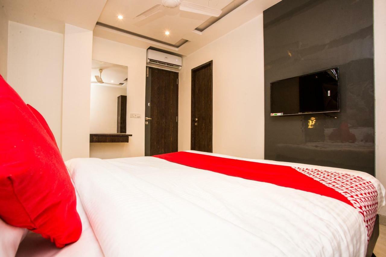Oyo 37559 Hotel Al Haram Мумбаї Екстер'єр фото