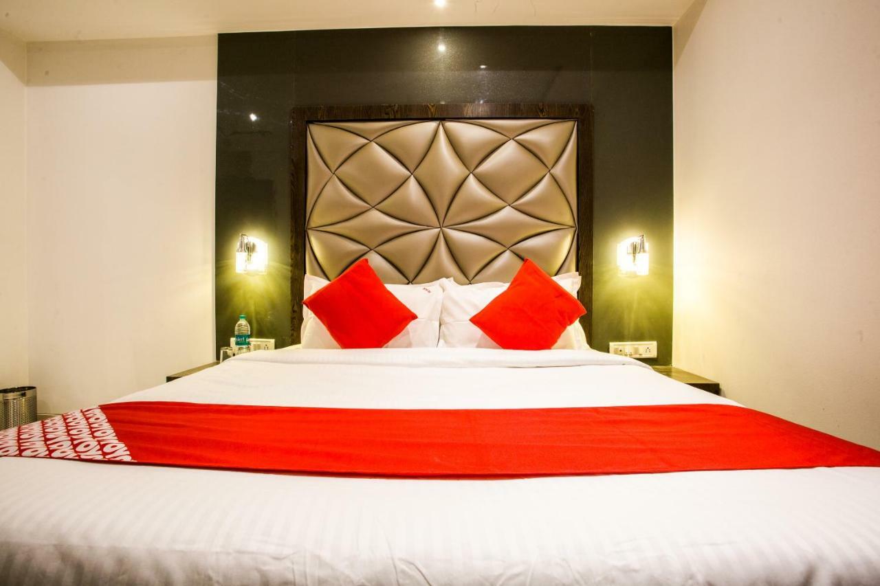 Oyo 37559 Hotel Al Haram Мумбаї Екстер'єр фото