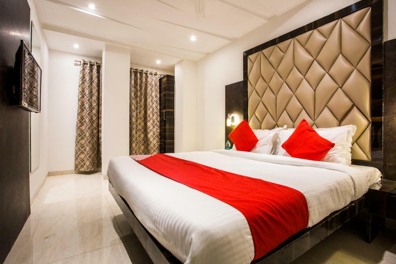 Oyo 37559 Hotel Al Haram Мумбаї Екстер'єр фото